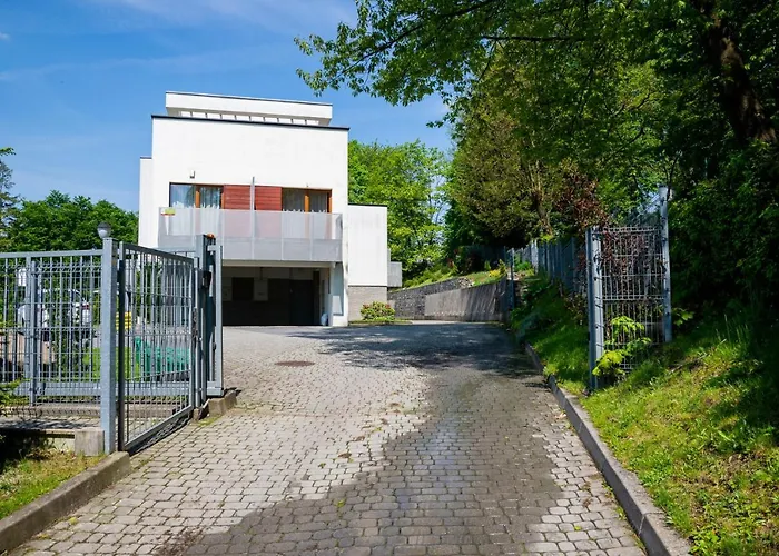 Dwupoziomowy Hanka Vip *